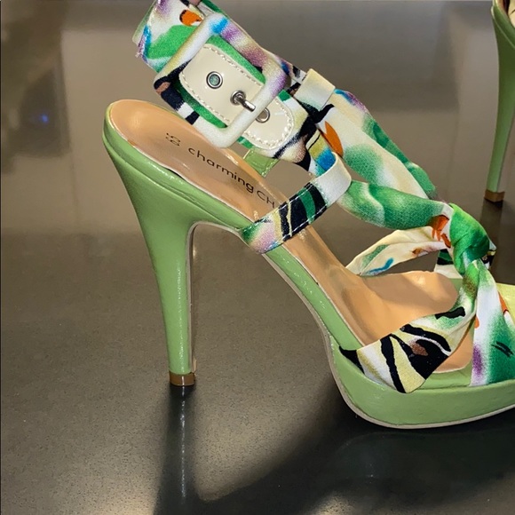 New Charming Charlie Green Heeled Platform Sandals - Picture 4 of 12
